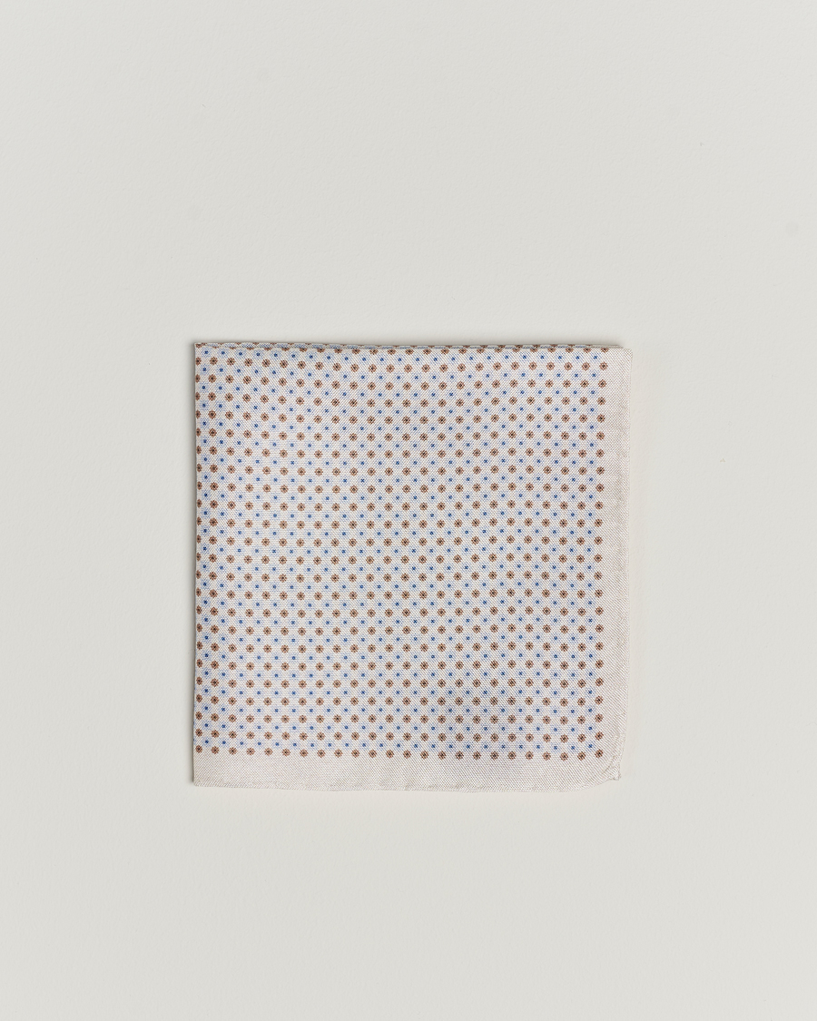 Hombres | Amanda Christensen Silk Oxford Printed Flower Pocket Square Cream | Amanda Christensen | Silk Oxford Printed Flower Pocket Square Cream