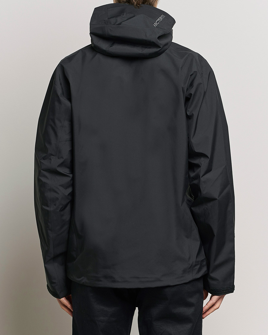 Arc'teryx Beta Jacket Black en CareOfCarl.es