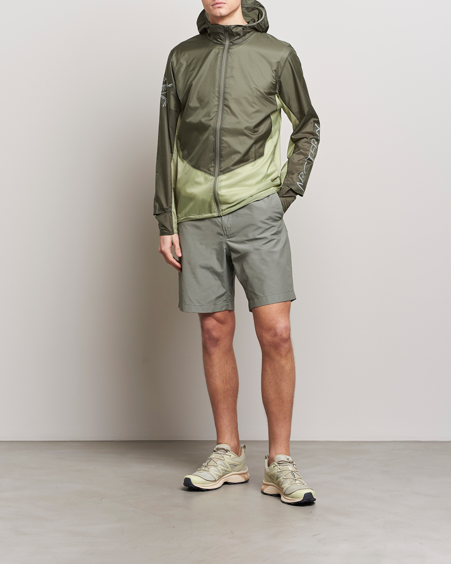 Hombres | Abrigos y chaquetas | Arc'teryx | Norvan Windshell Hooded Jacket Forage/Chloris
