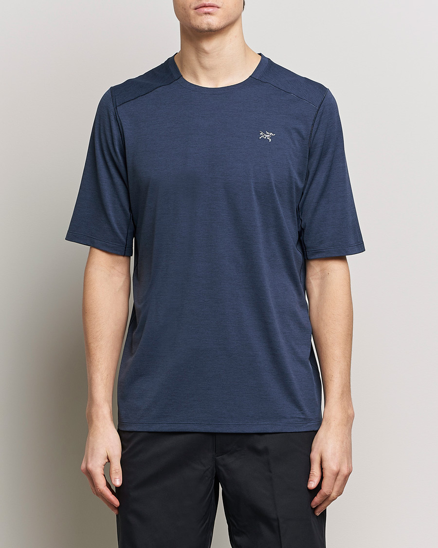 Hombres | Camisetas | Arc'teryx | Cormac Crew Neck T-Shirt Black Sapphire Heather