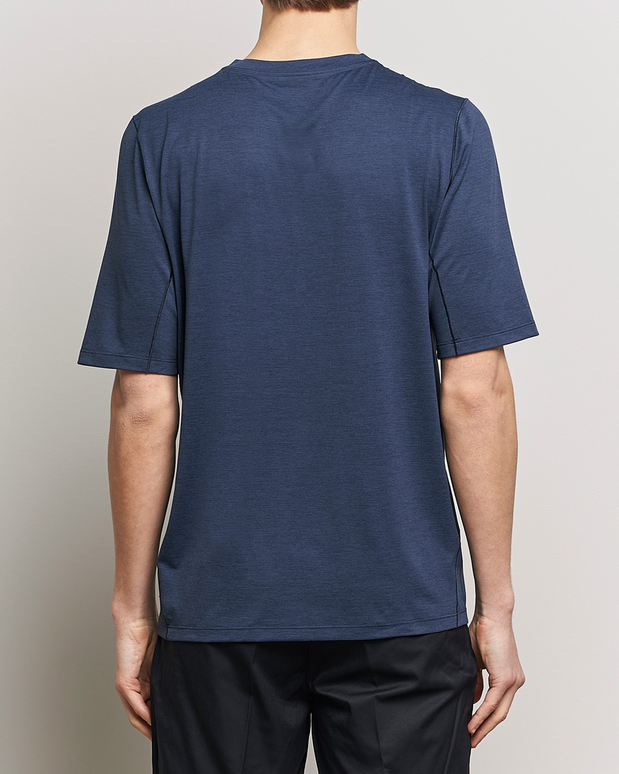 Hombres | Camisetas | Arc'teryx | Cormac Crew Neck T-Shirt Black Sapphire Heather