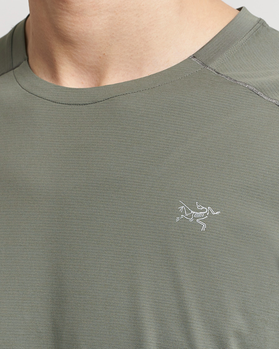 Hombres | Camisetas | Arc'teryx | Cormac Crew Neck T-Shirt Forage Heather