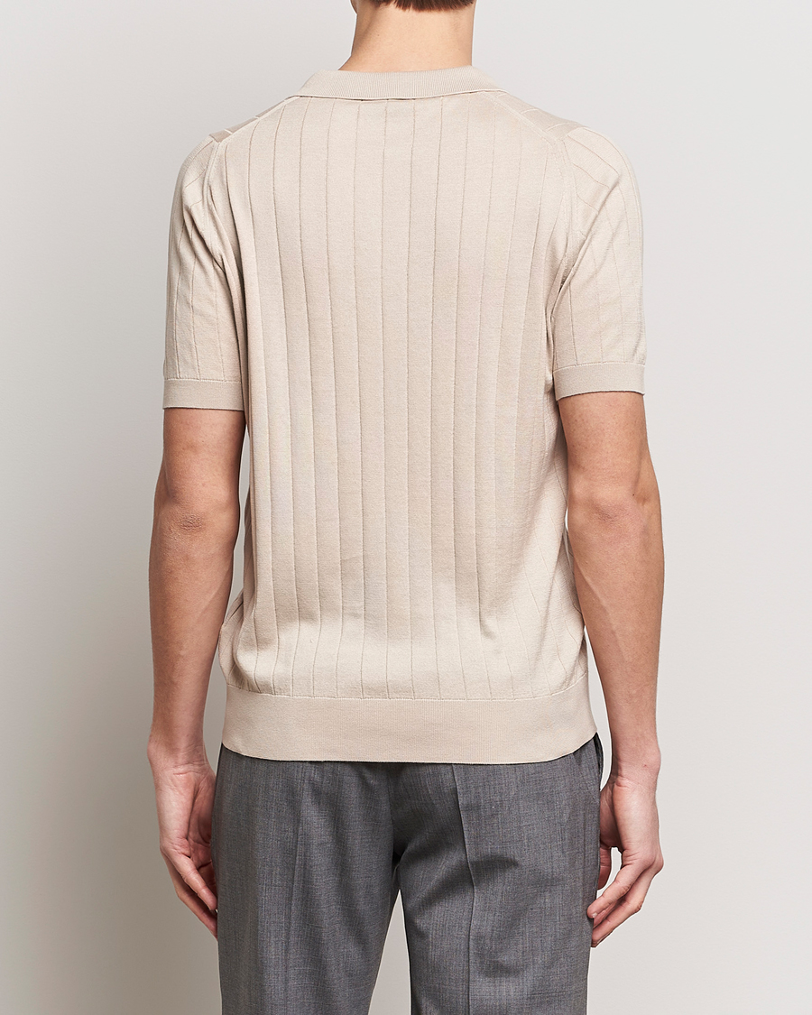 Hombres | Polos | John Smedley | Roper Open Collar Sea Island Polo Almond