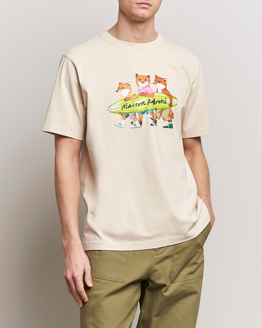 Hombres | Camisetas de manga corta | Maison Kitsuné | Surfing Foxes T-Shirt Paper