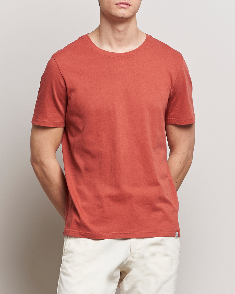 Hombres | Merz b. Schwanen | Merz b. Schwanen | Organic Cotton Washed Crew Neck T-Shirt Newman Red
