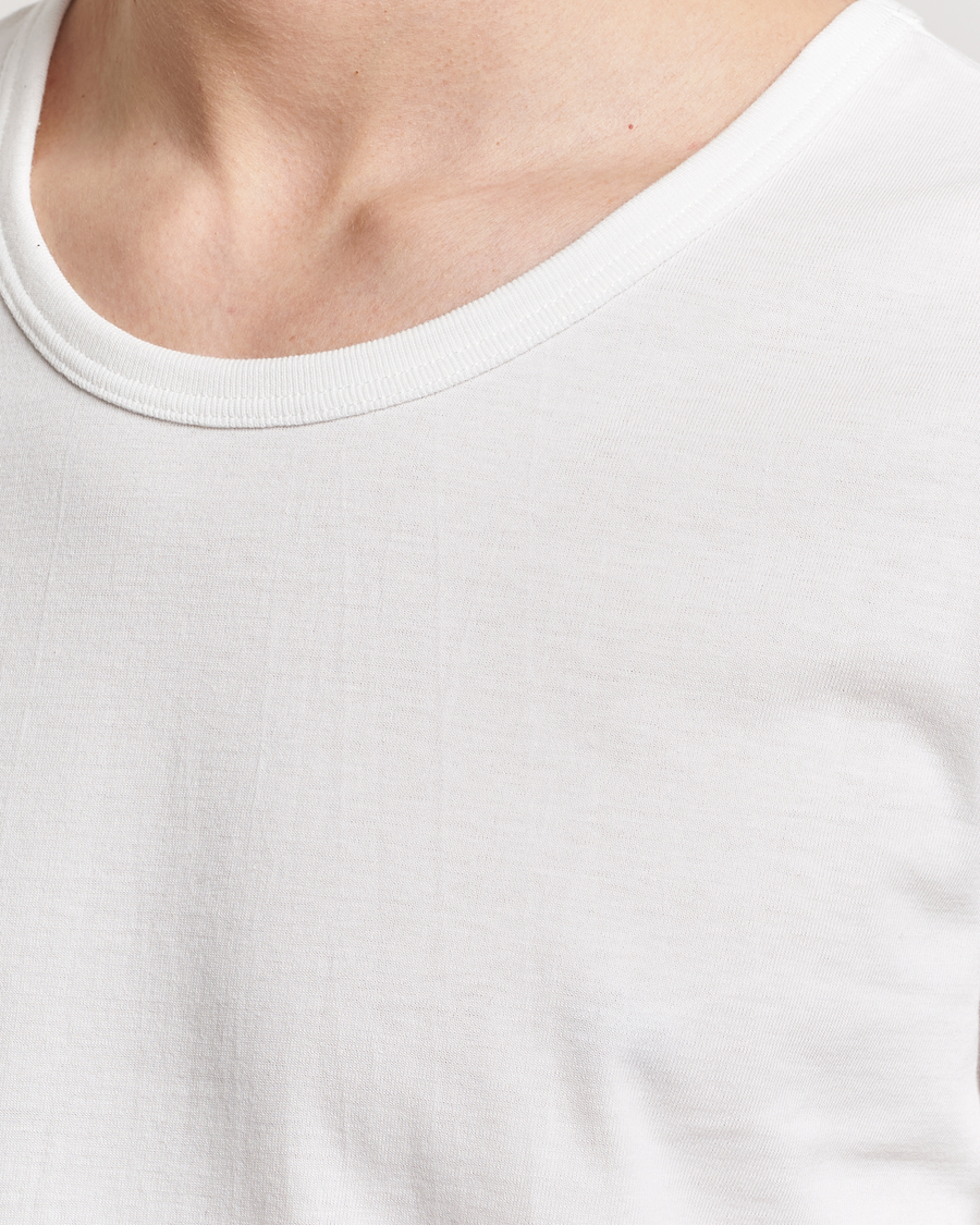 Hombres | Camisetas | Merz b. Schwanen | 1970s Classic Loopwheeled V-Neck T-Shirt White