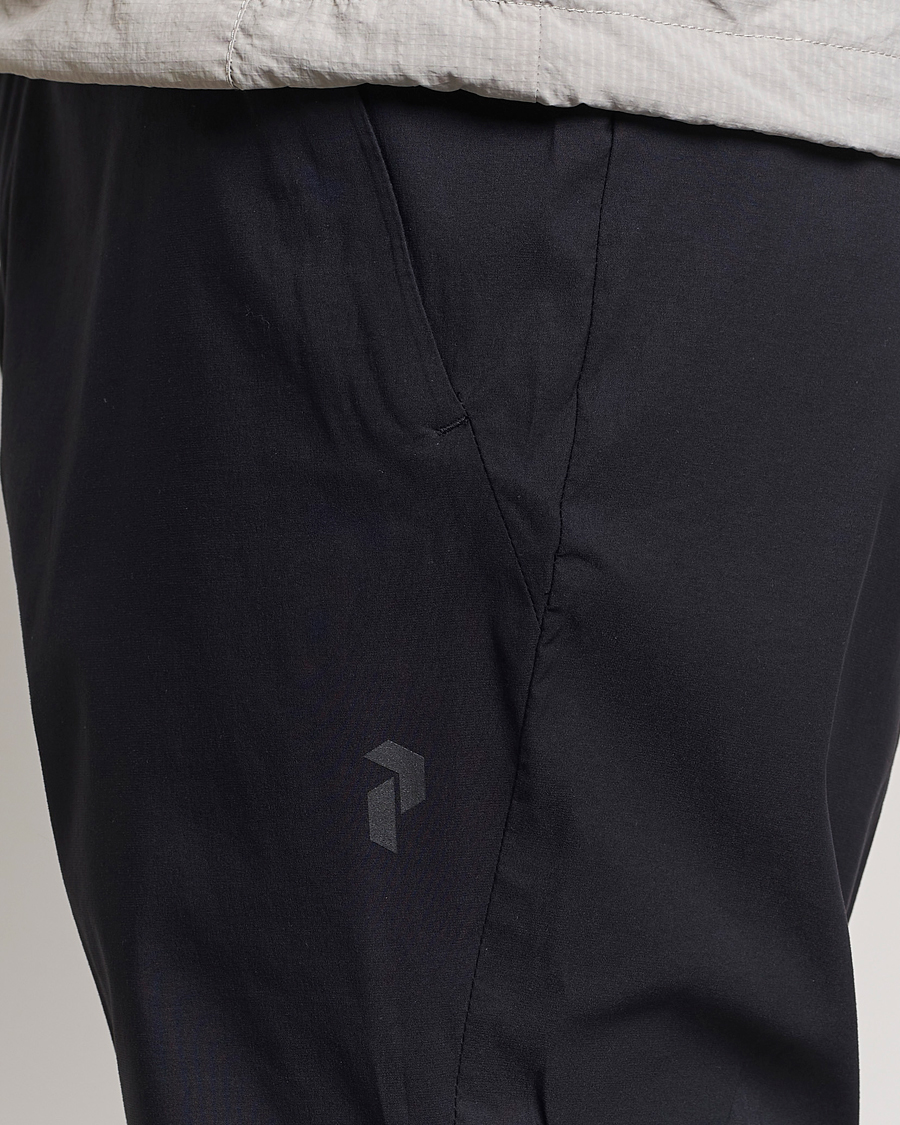 Hombres | Pantalones | Peak Performance | Commuter Pants Black