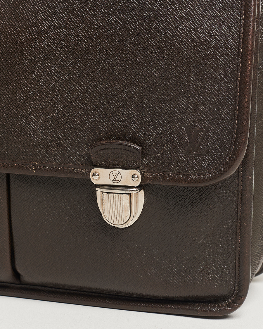 Hombres | Louis Vuitton Pre-Owned Alexei Leather Messenger Bag Leather Brown | Louis Vuitton Pre-Owned | Alexei Leather Messenger Bag Leather Brown