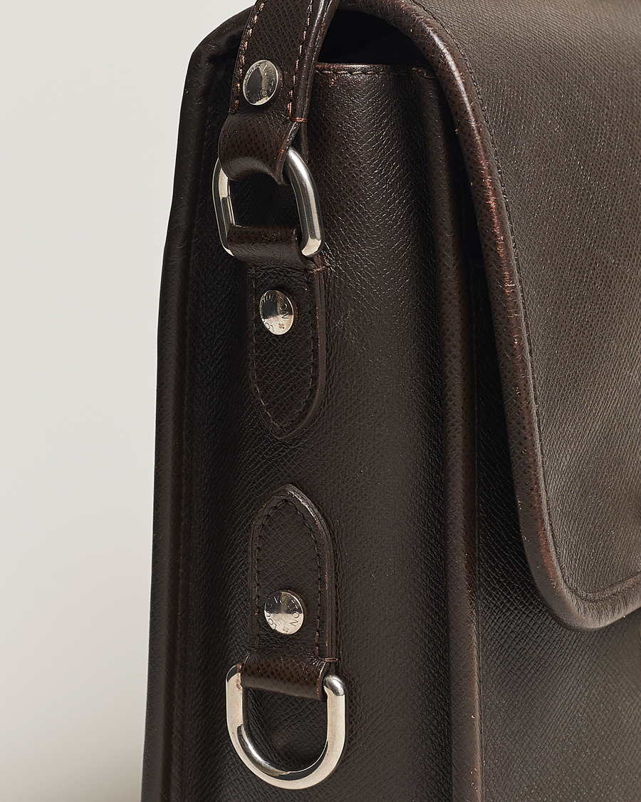 Hombres | Louis Vuitton Pre-Owned Alexei Leather Messenger Bag Leather Brown | Louis Vuitton Pre-Owned | Alexei Leather Messenger Bag Leather Brown