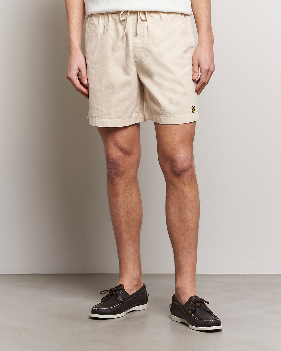 Hombres | Pantalones cortos de lino | Lyle & Scott | Linen Drawstring Shorts Cove