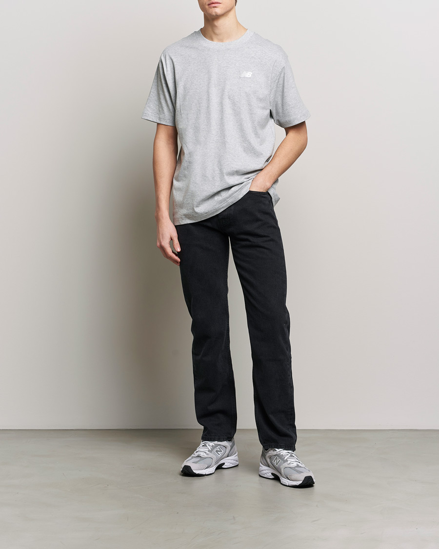 Hombres | Camisetas | New Balance | Essentials T-Shirt Athletic Grey