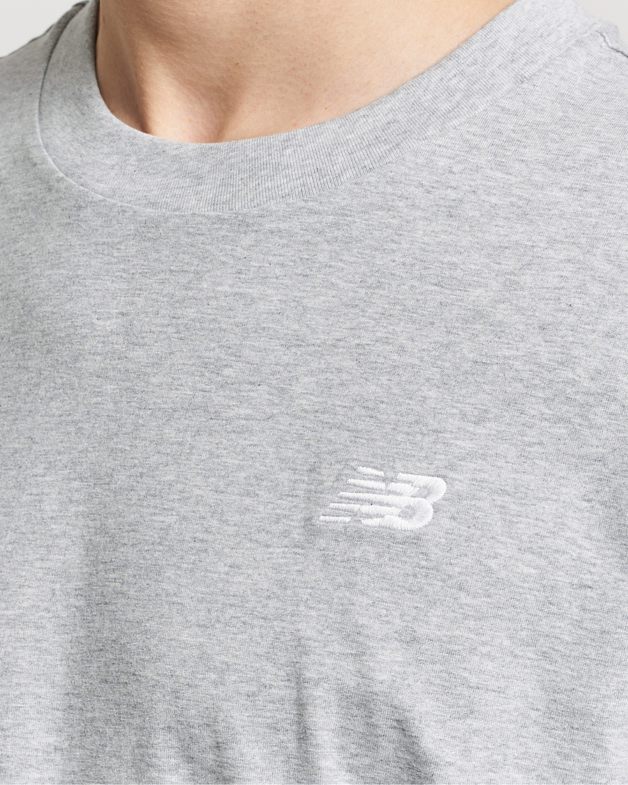 Hombres | Camisetas | New Balance | Essentials T-Shirt Athletic Grey