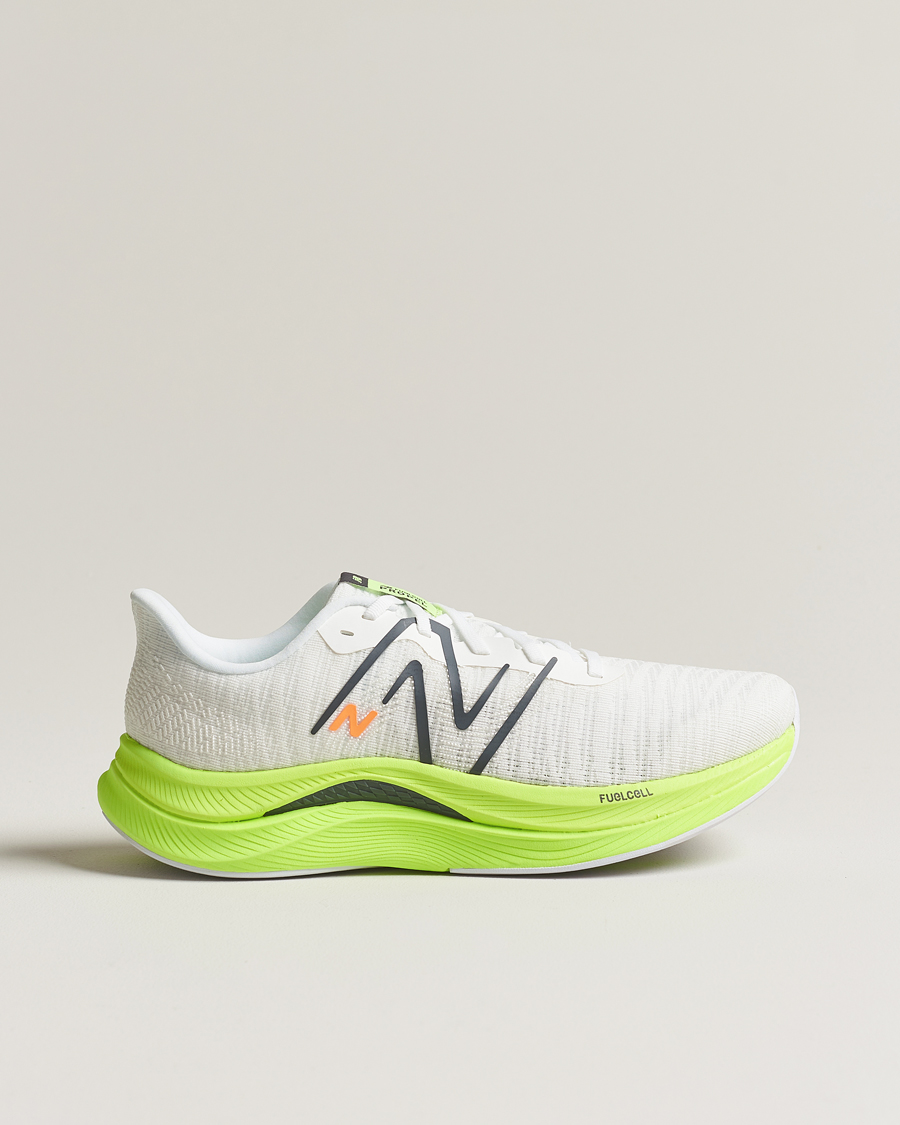 Hombres | New Balance Running FuelCell Propel v4 White | New Balance Running | FuelCell Propel v4 White
