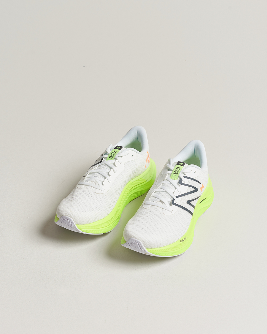 Hombres | Zapatillas de correr | New Balance Running | FuelCell Propel v4 White