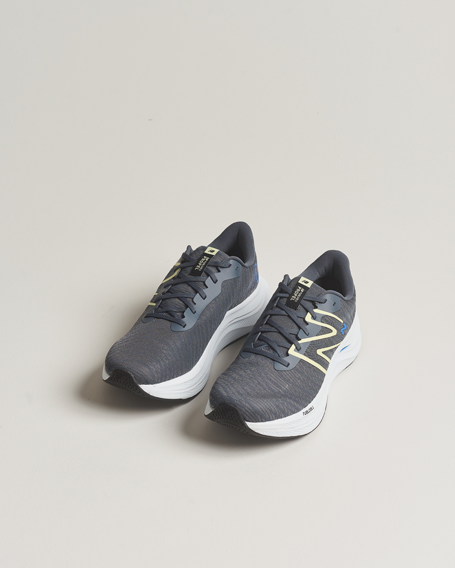 Hombres | Zapatillas de correr | New Balance Running | FuelCell Propel v4 Graphite