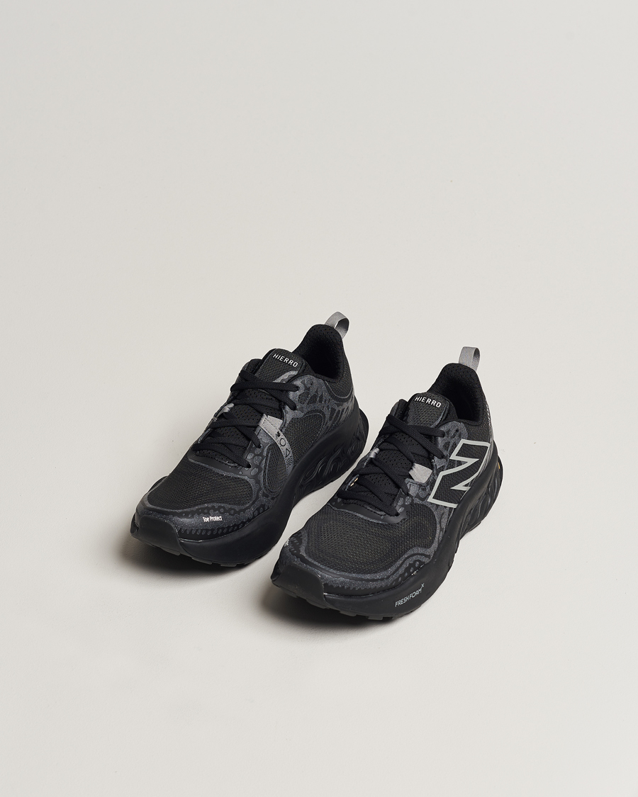 Hombres | Zapatillas negras | New Balance Running | Fresh Foam X Hierro v8 Black