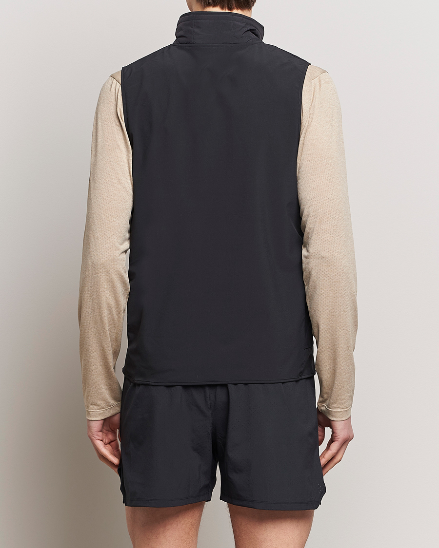 Hombres | Abrigos y chaquetas | New Balance Running | Athletics Heat Layer Run Vest Black