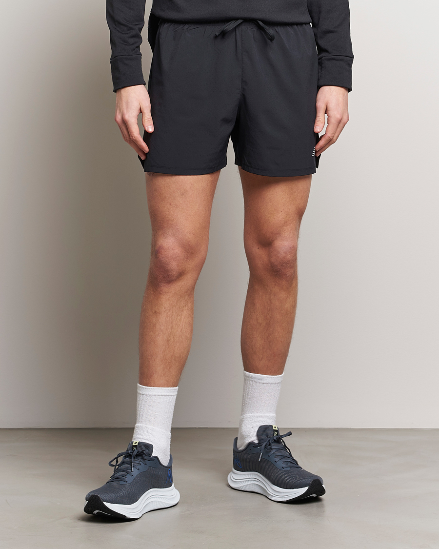 Hombres | Pantalones cortos funcionales | New Balance Running | Seamless Shorts 5 Black