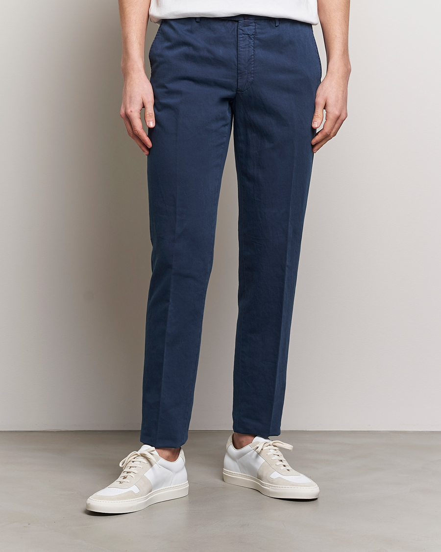 Hombres | Pantalones de lino | Incotex | Regular Fit Comfort Cotton/Linen Trousers Navy