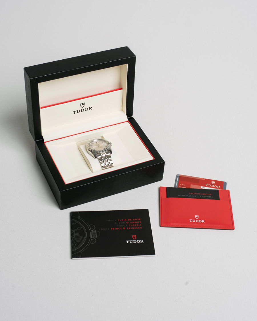 Hombres | Tudor Pre-Owned Classic Date-Day 23010 Silver | Tudor Pre-Owned | Classic Date-Day 23010 Silver