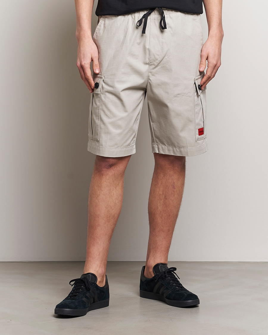 Hombres | Pantalones cortos | HUGO | Garlio Cotton Cargo Shorts Light Grey