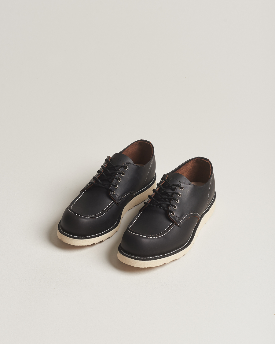Hombres | Zapatos hechos a mano | Red Wing Shoes | Shop Moc Toe Black Prairie Leather