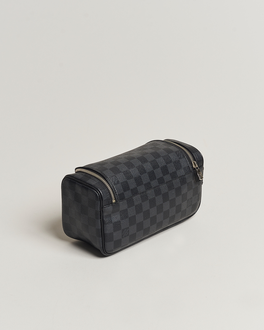 Hombres | Louis Vuitton Pre-Owned Toiletry Bag Damier Graphite | Louis Vuitton Pre-Owned | Toiletry Bag Damier Graphite