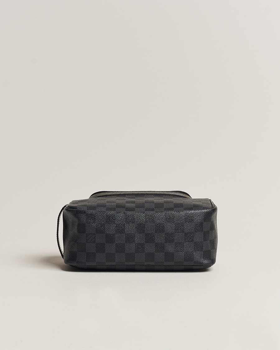 Hombres | Louis Vuitton Pre-Owned Toiletry Bag Damier Graphite | Louis Vuitton Pre-Owned | Toiletry Bag Damier Graphite