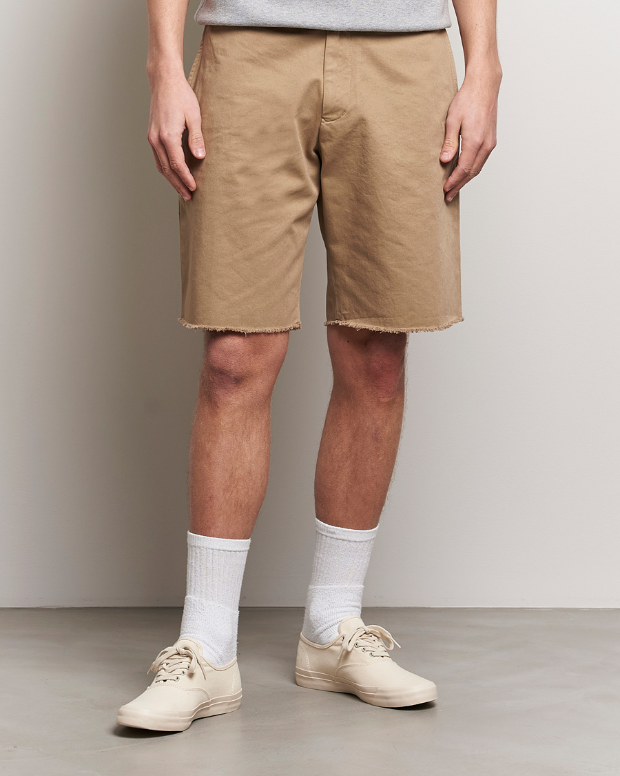 Hombres |  | BEAMS PLUS | Cut Off Twill Cotton Shorts Beige