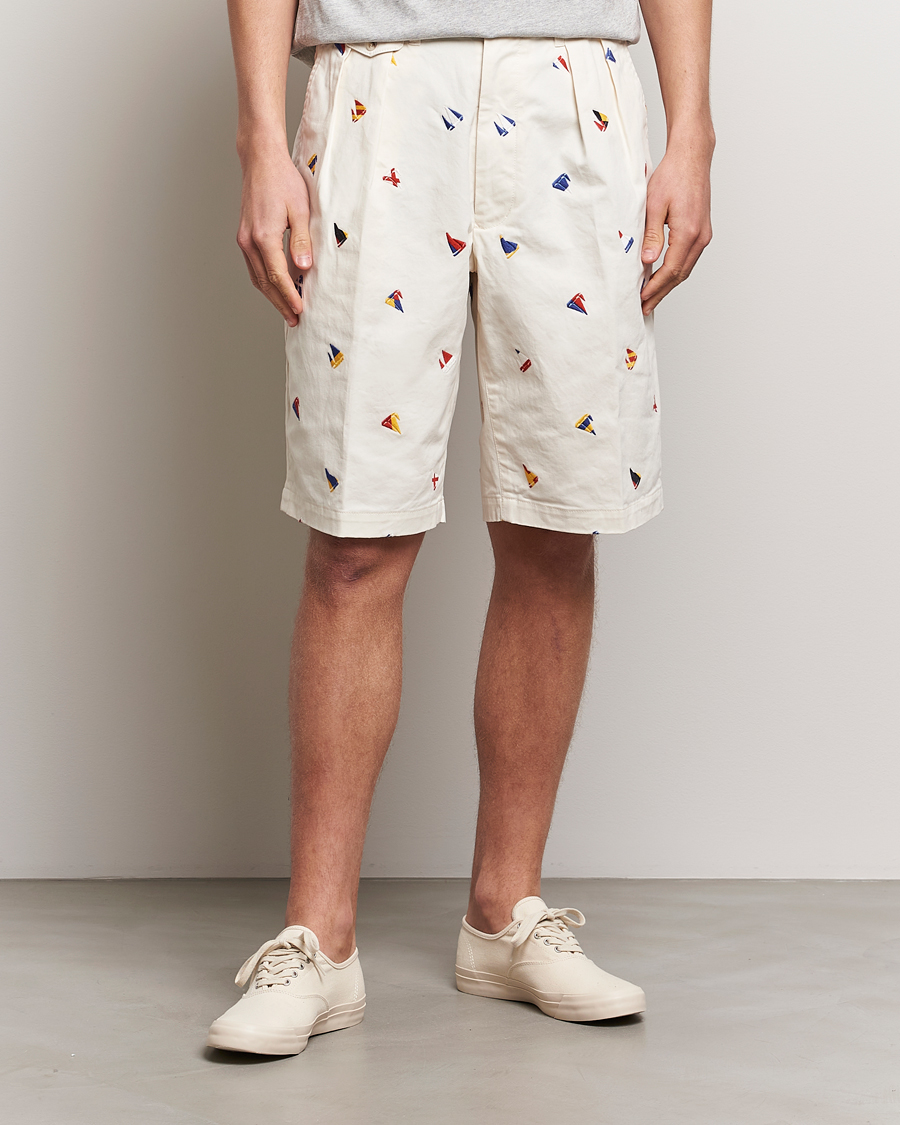 Hombres | Pantalones cortos chinos | BEAMS PLUS | Embroidered Shorts White