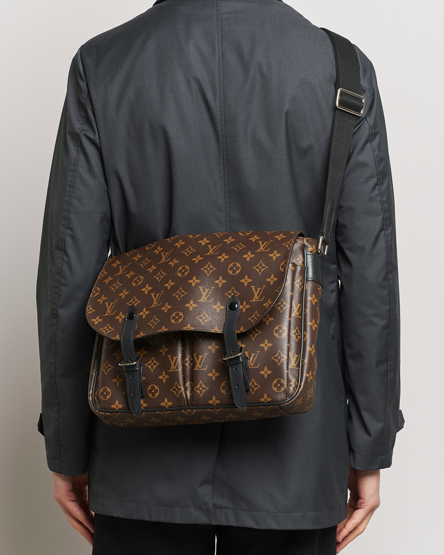 Hombres | Louis Vuitton Pre-Owned Christopher Shoulder Bag Monogram | Louis Vuitton Pre-Owned | Christopher Shoulder Bag Monogram