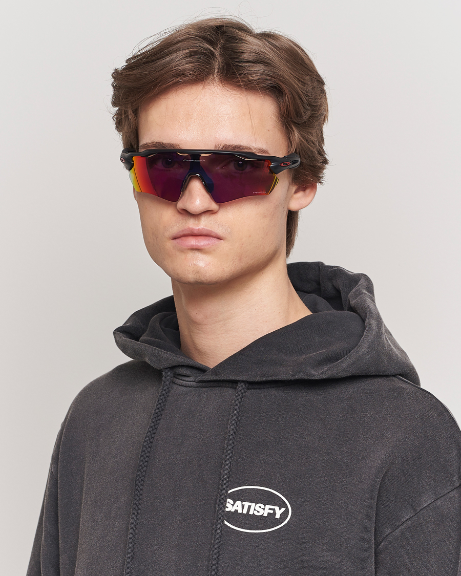 Hombres |  | Oakley | Radar EV Path Sunglasses Matte Black