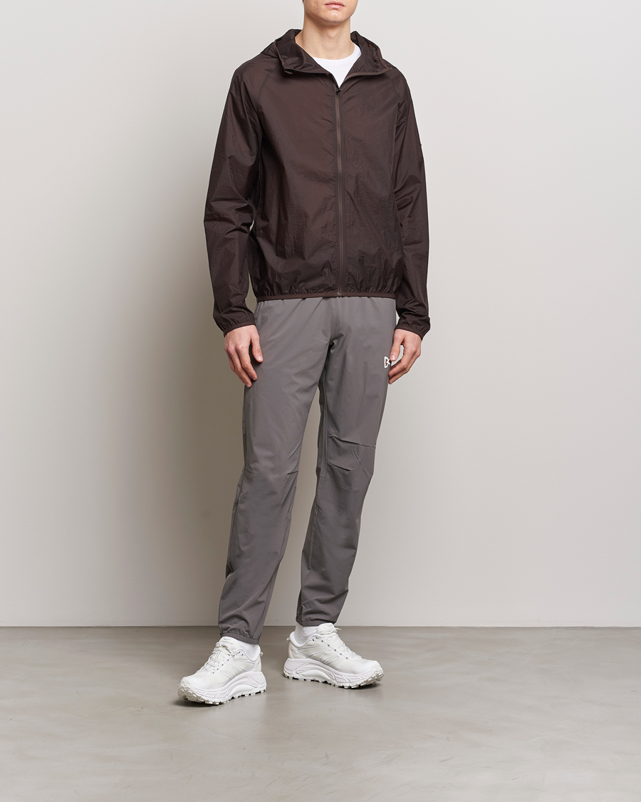 Hombres | Pantalones | District Vision | Lightweight DWR Track Pants Charcoal