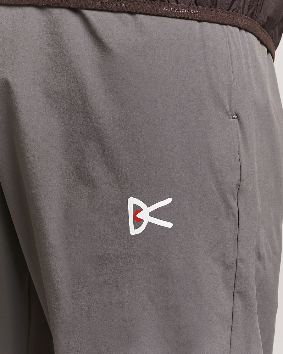 Hombres | Pantalones | District Vision | Lightweight DWR Track Pants Charcoal