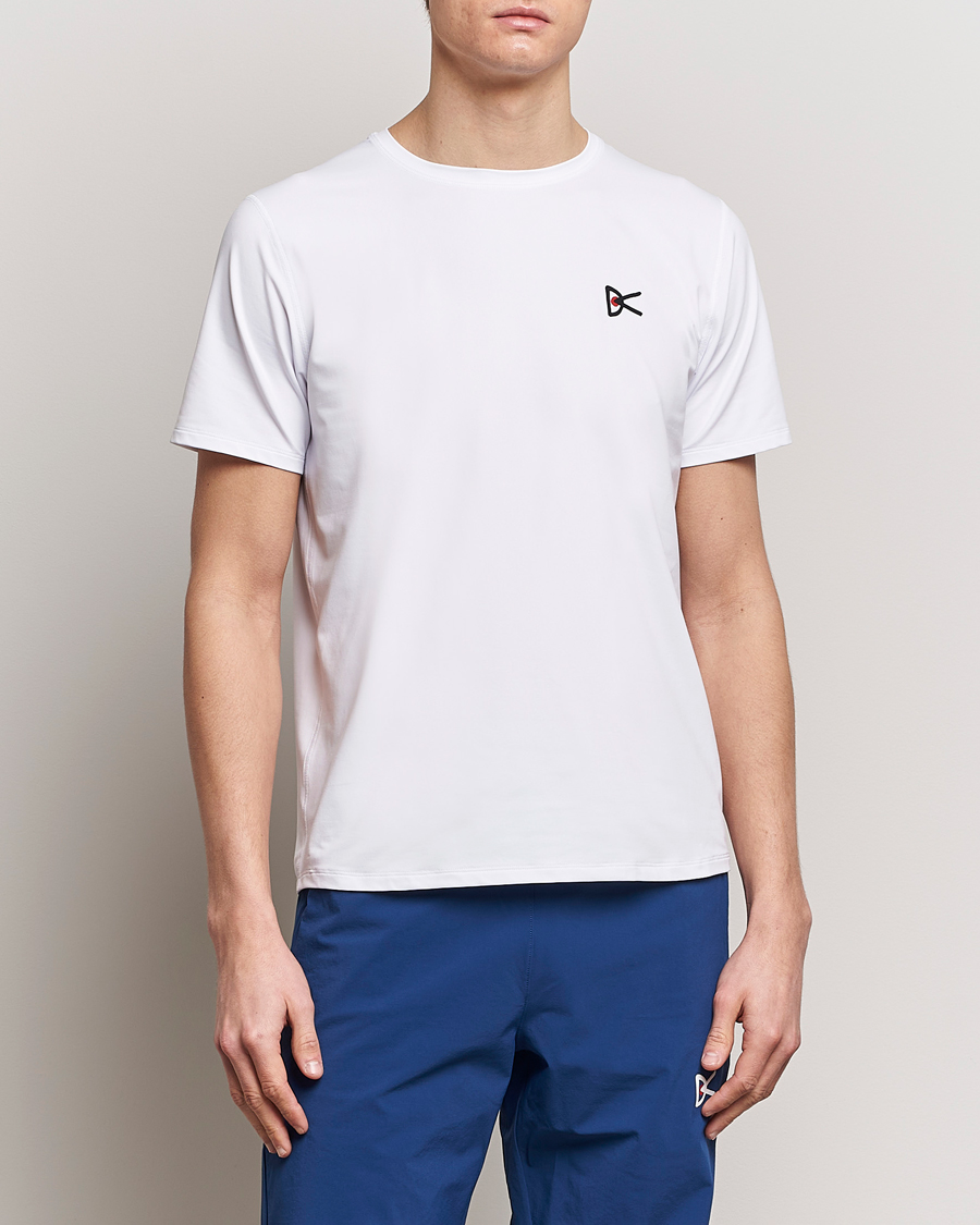 Hombres | Camisetas blancas | District Vision | Lightweight Short Sleeve T-Shirts White