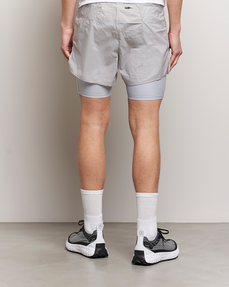 Hombres | Pantalones cortos | District Vision | Ripstop Layered Trail Shorts Moonbeam