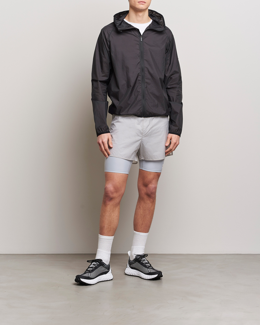 Hombres | Abrigos y chaquetas | District Vision | Ultralight Packable DWR Wind Jacket Black