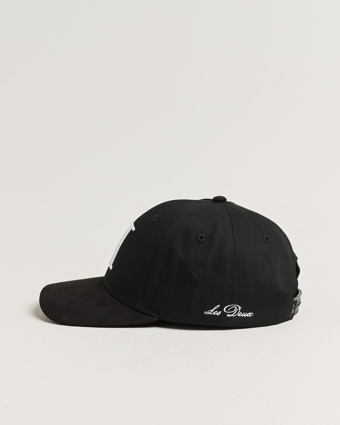 Hombres | Les Deux Baseball Cap Suede II Black/White | LES DEUX | Baseball Cap Suede II Black/White