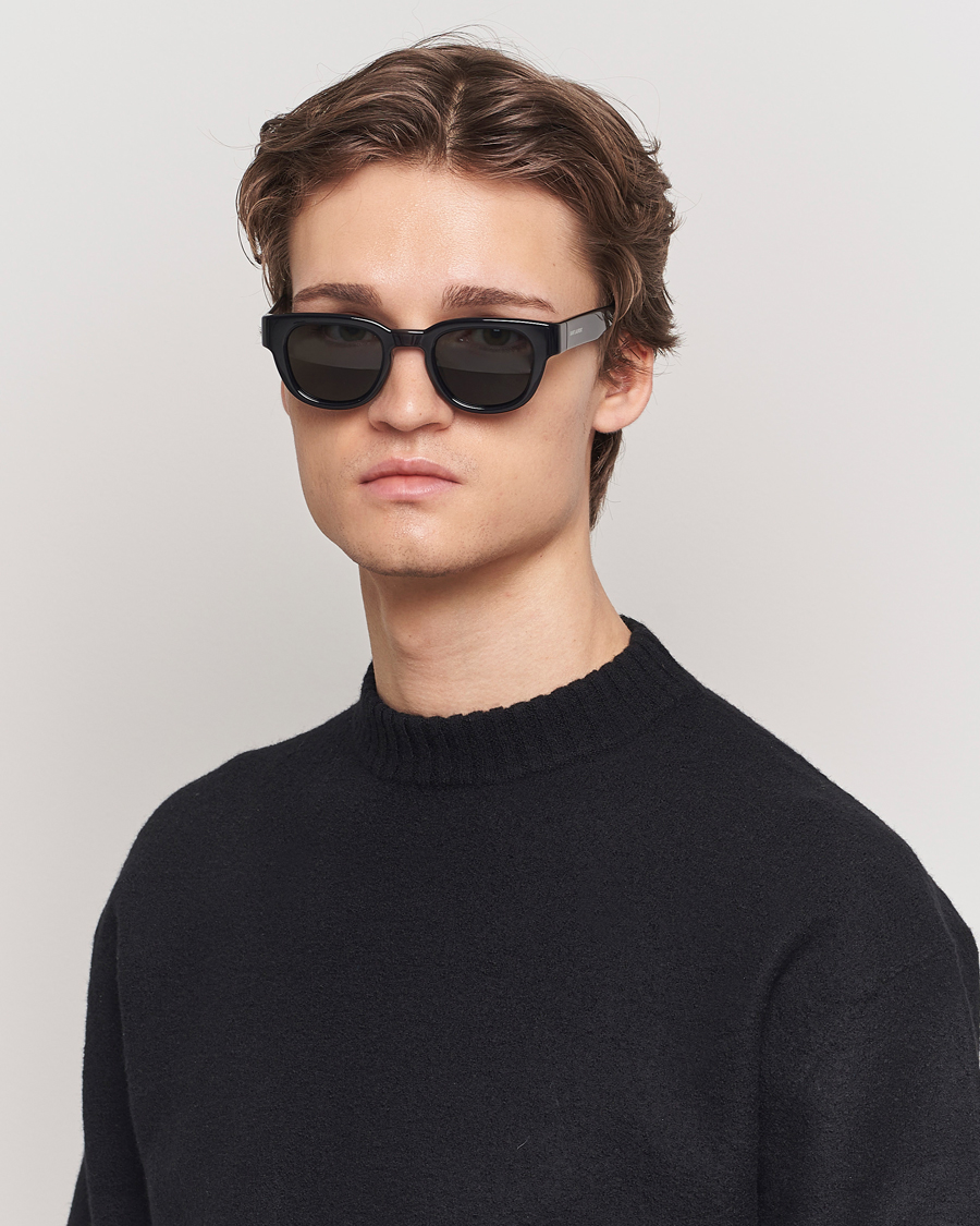 Hombres |  | Saint Laurent | SL 675 Sunglasses Black