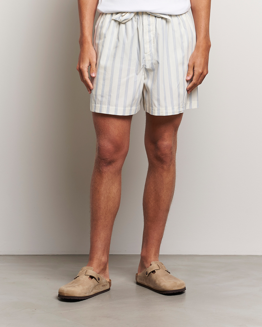 Hombres | Pijamas y batas | Tekla | Poplin Pyjama Shorts Needle Stripes