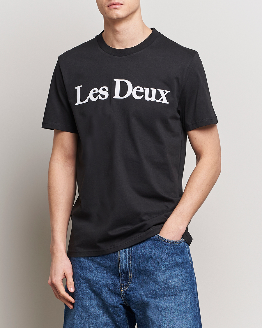 Hombres | Camisetas | LES DEUX | Charles Logo T-Shirt Black