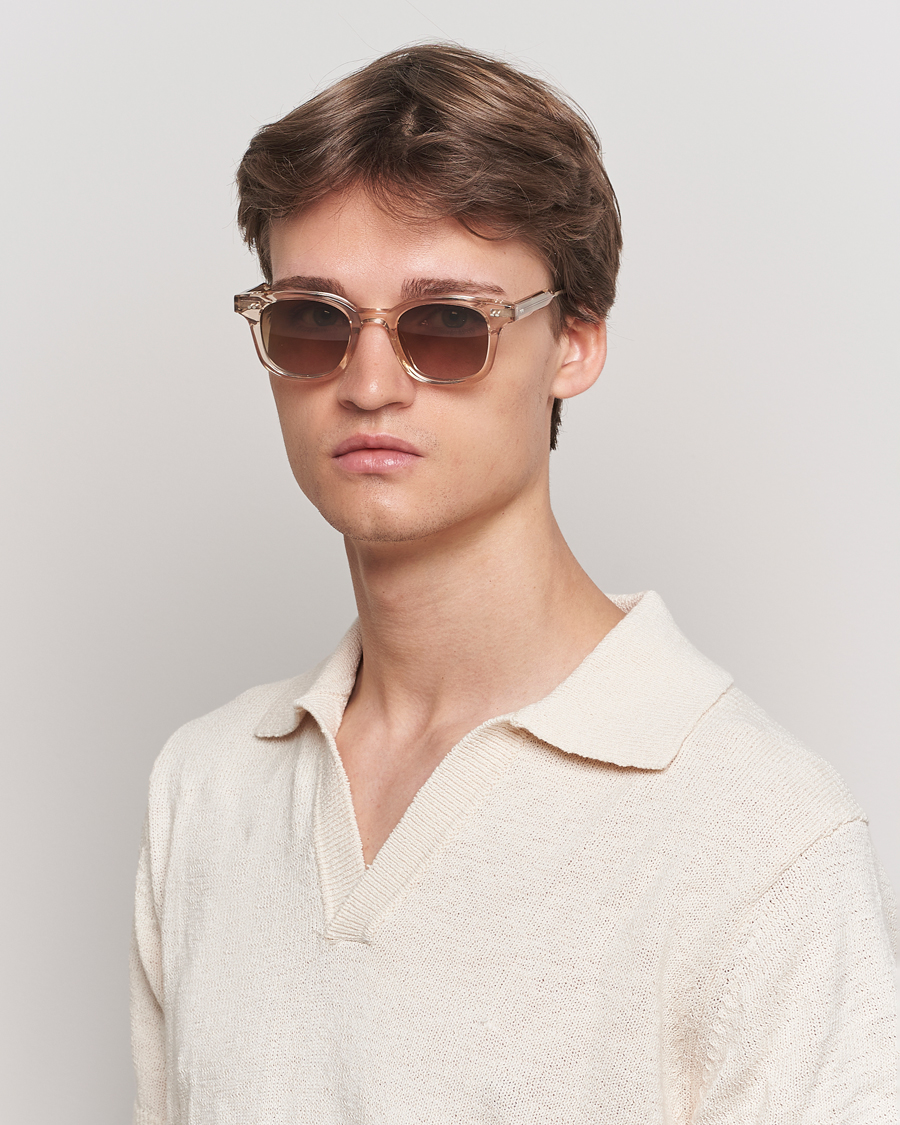 Hombres | Gafas de sol D-frame | CHIMI | 02 Sunglasses Ecru