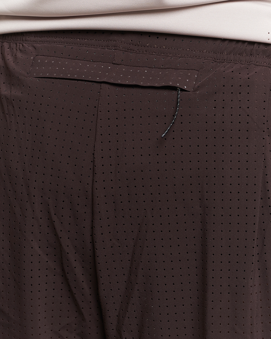 Hombres | Pantalones cortos | Satisfy | Space-O 5 Inch Shorts Dark Mahogany