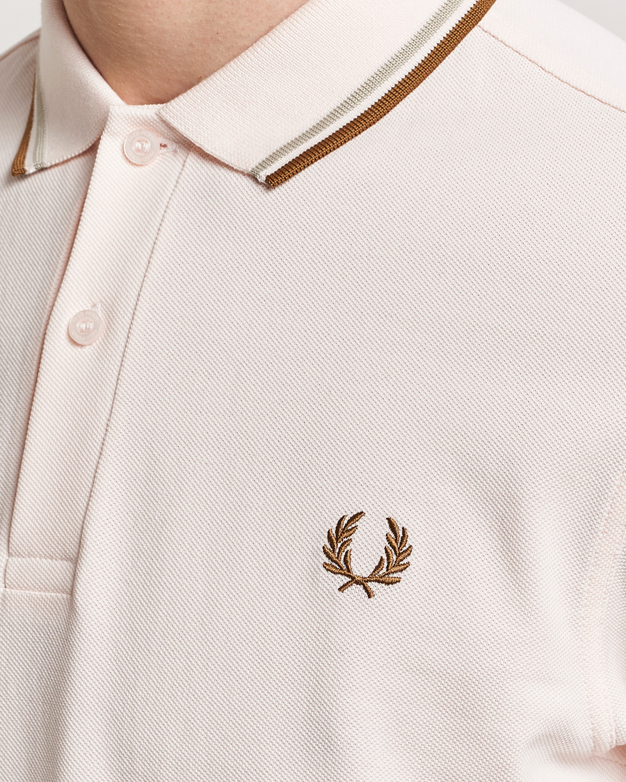Hombres | Polos | Fred Perry | Twin Tipped Polo Shirt Silky Peach