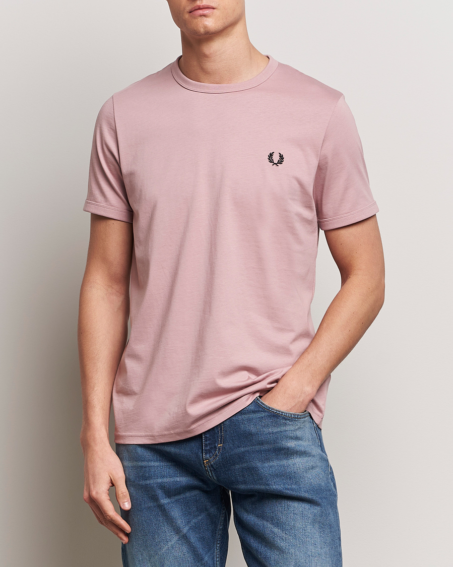 Hombres | Camisetas de manga corta | Fred Perry | Ringer T-Shirt Dusty Rose Pink