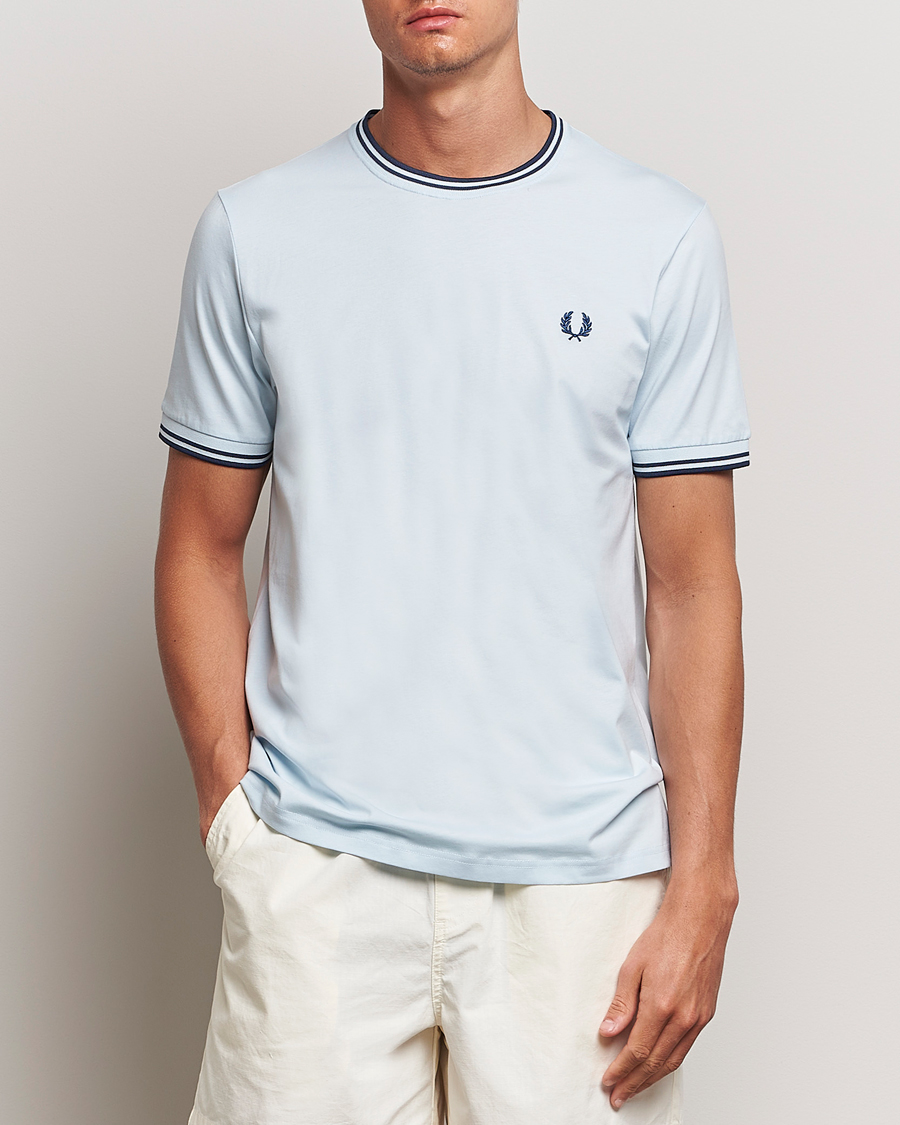 Hombres |  | Fred Perry | Twin Tipped T-Shirt Light Ice
