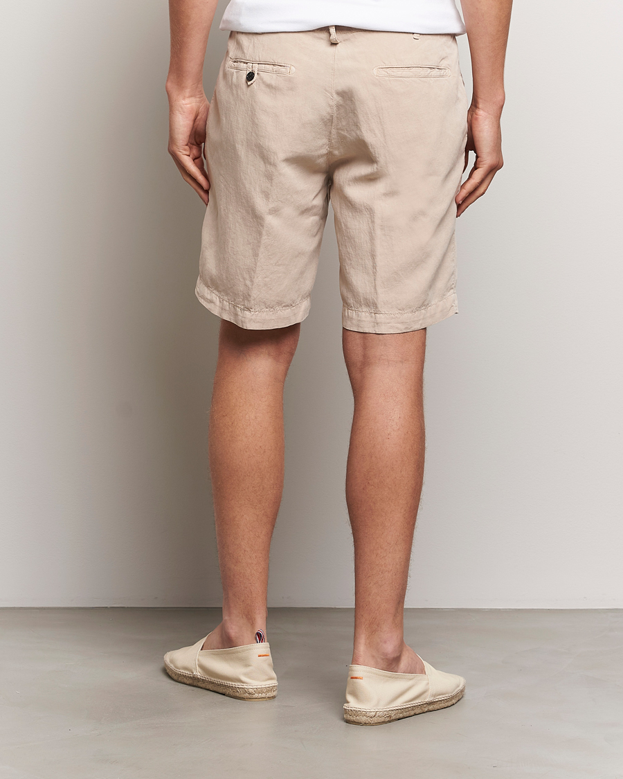 Hombres | Pantalones cortos | Oscar Jacobson | Poggio Washed Linen Shorts Beige