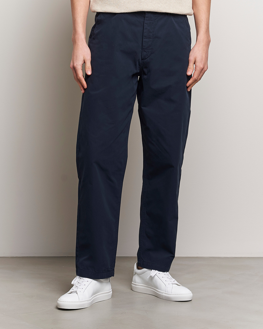 Hombres | Pantalones formales | A Day's March | Redwood Light Cotton Trousers Navy