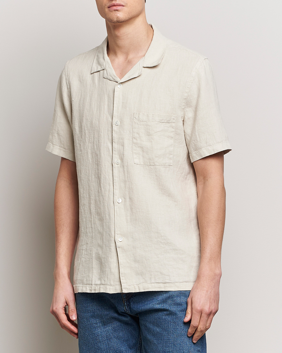 Hombres | Camisas | A Day's March | Yamu Linen Short Sleeve Shirt Sand