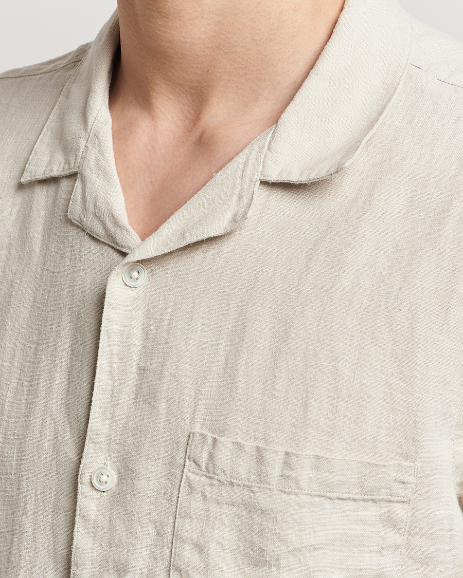 Hombres | Camisas | A Day's March | Yamu Linen Short Sleeve Shirt Sand